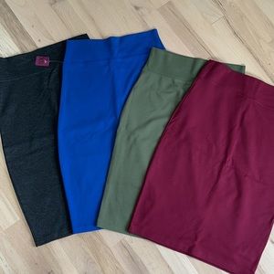 Lot of 4 pencil skirts